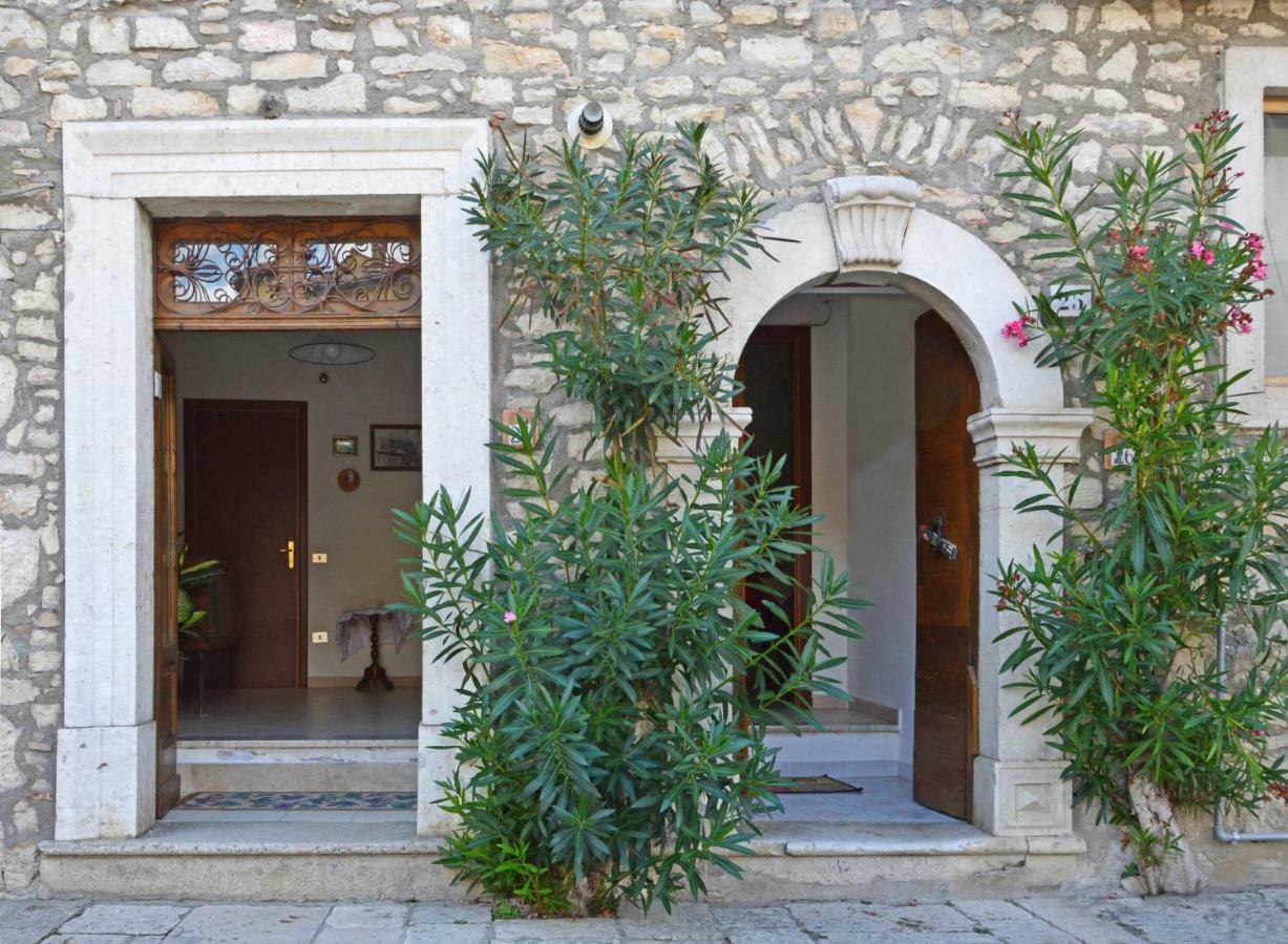 La Casa Di Zia Nina Campolattaro Exterior foto