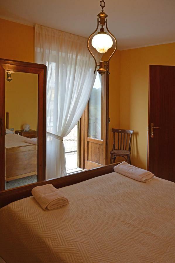 La Casa Di Zia Nina Campolattaro Exterior foto