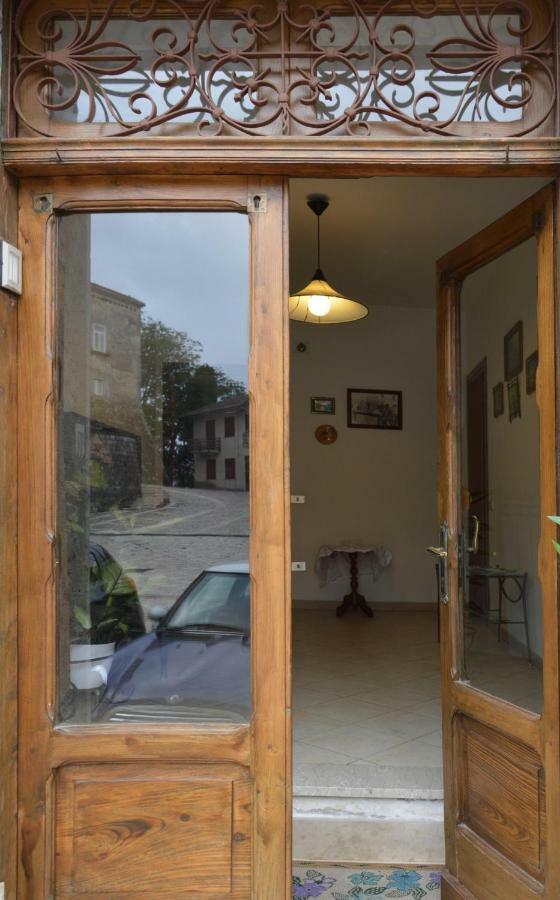 La Casa Di Zia Nina Campolattaro Exterior foto